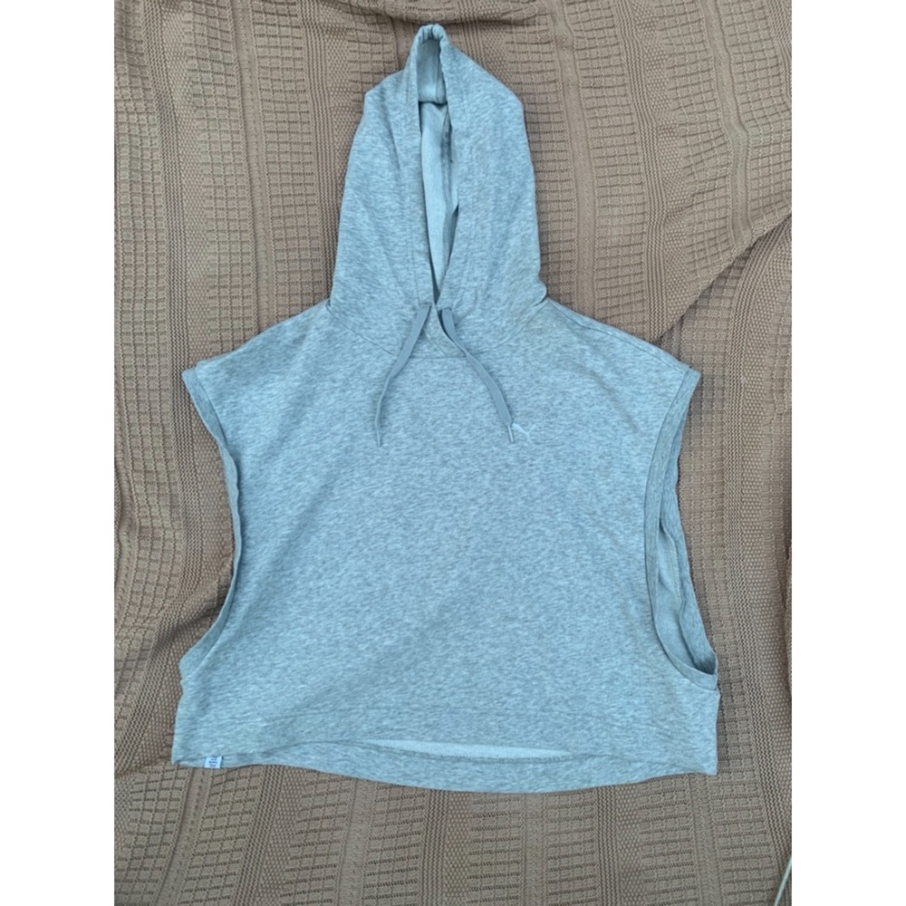 PUMA CROPPED SLEEVELESS HOODIE
